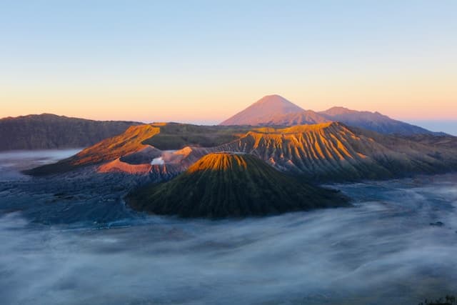 Paket tour Bromo Sunrise